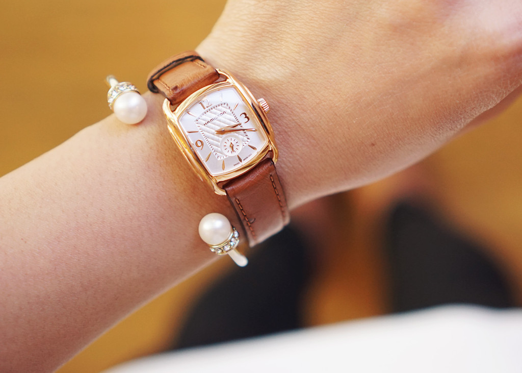 Skirt The Rules / Classic Leather Watch