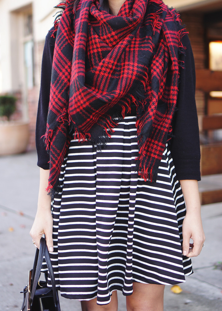 Skirt The Rules / Plaid Scarf & Striped Skirt