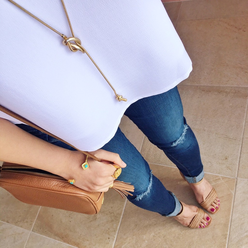 Skirt The Rules / White Cami & Skinny Jeans