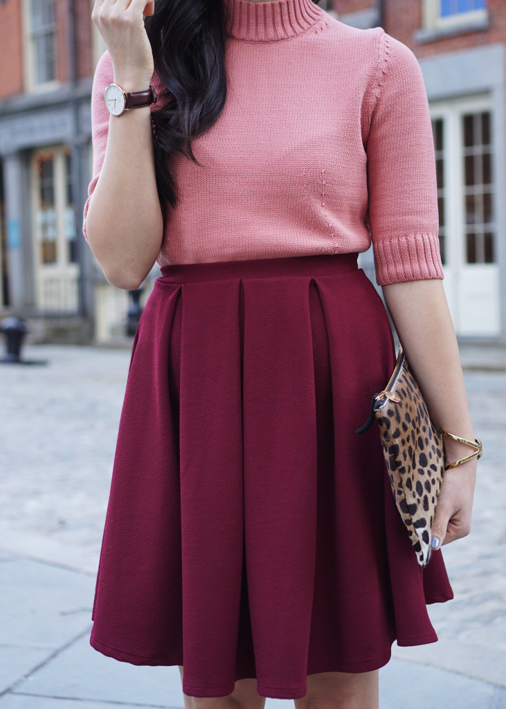 Skirt The Rules / Pink Sweater & Burgundy Skirta