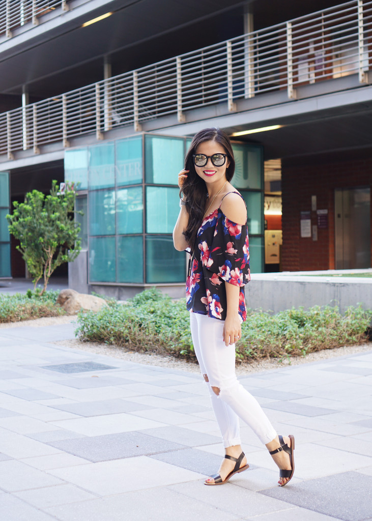 Floral Top and White Skinny Jeans