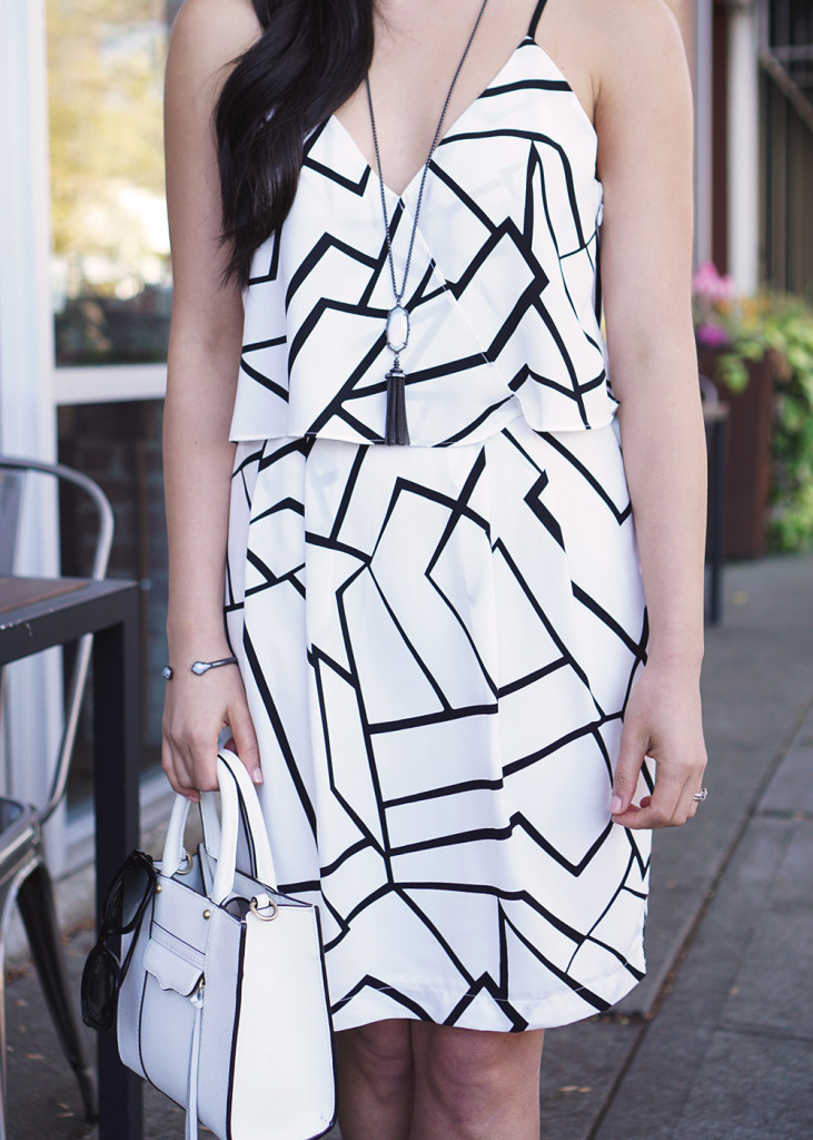 Skirt The Rules / Black & White Graphic Print Dress