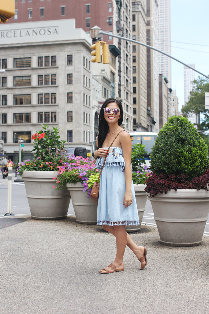 Easy Summer Outfit / Chambray Dress with Tassels