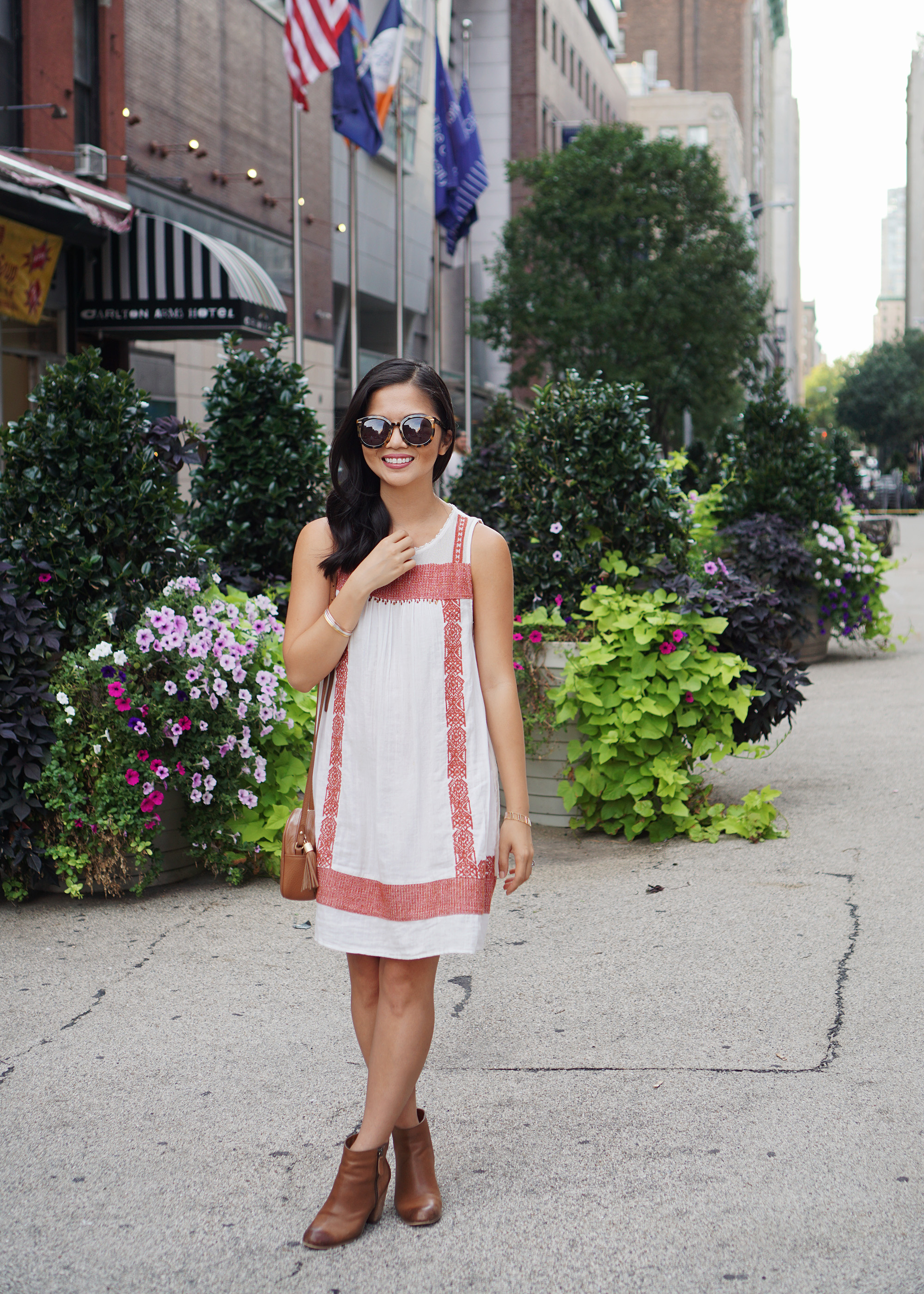 Casual Style / White Dress with Pockets