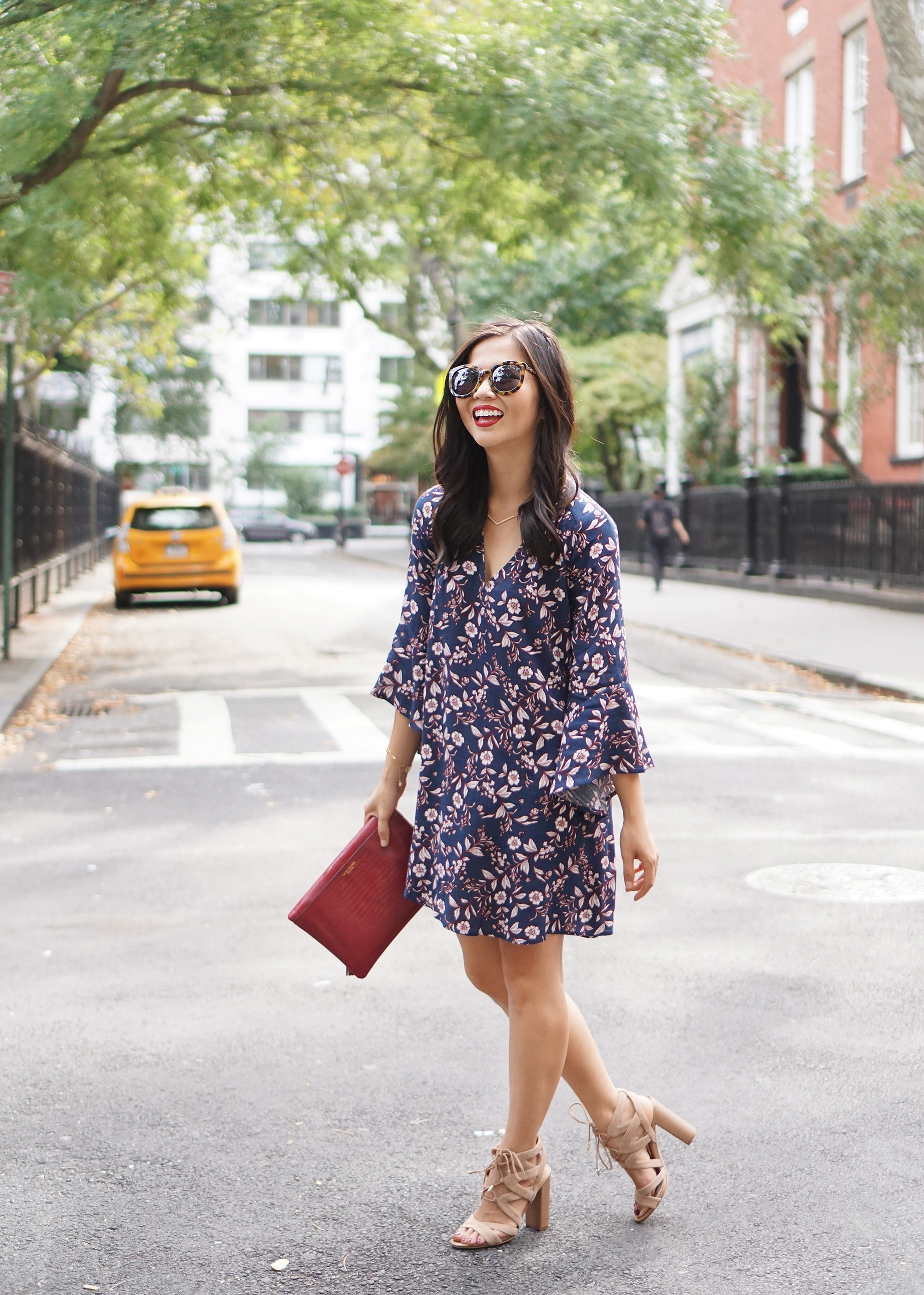 Skirt The Rules / Fall Floral Print Bell Sleeve Dress