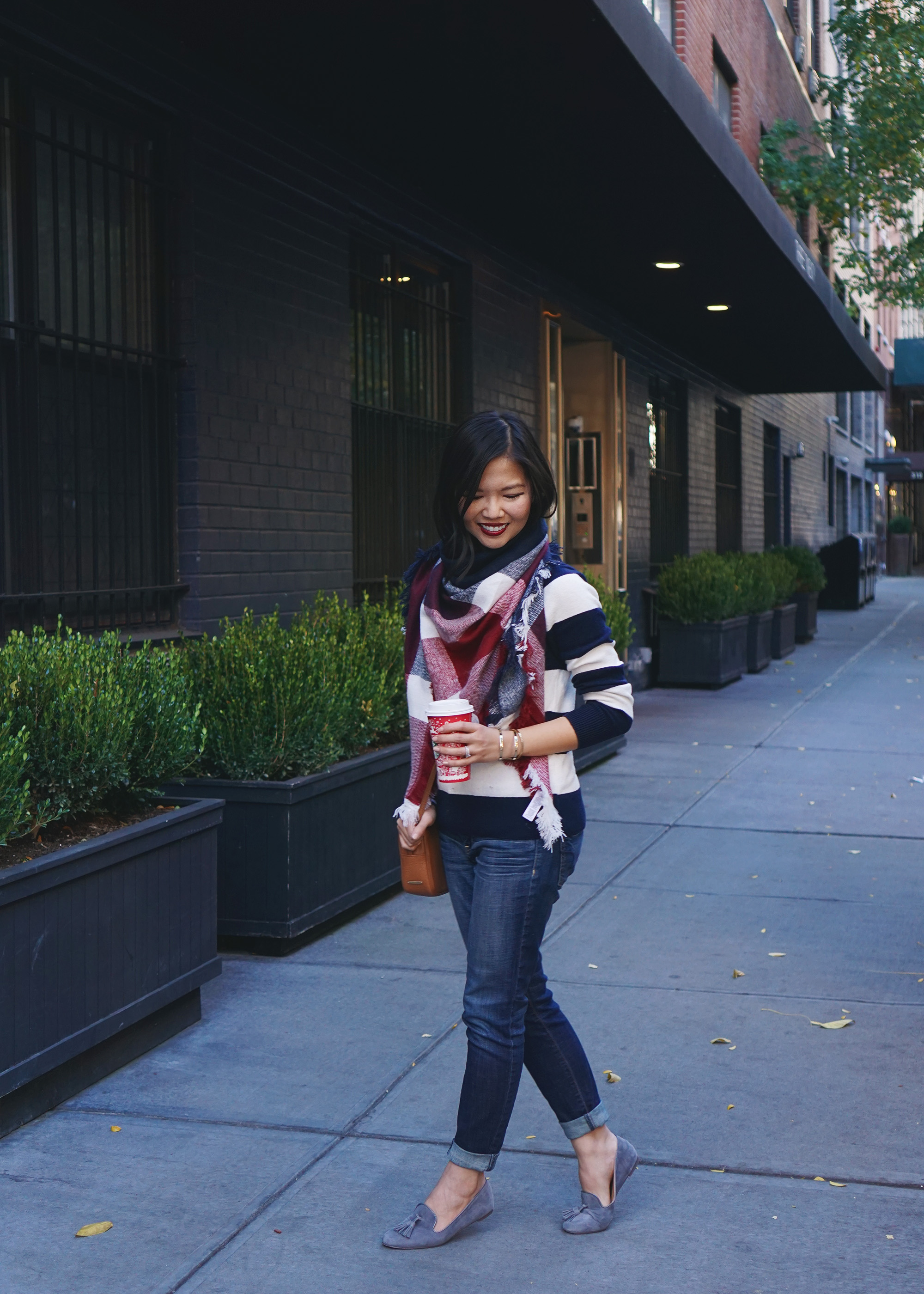 Cute Fall Outfit: Striped Sweater & Skinny Jeans