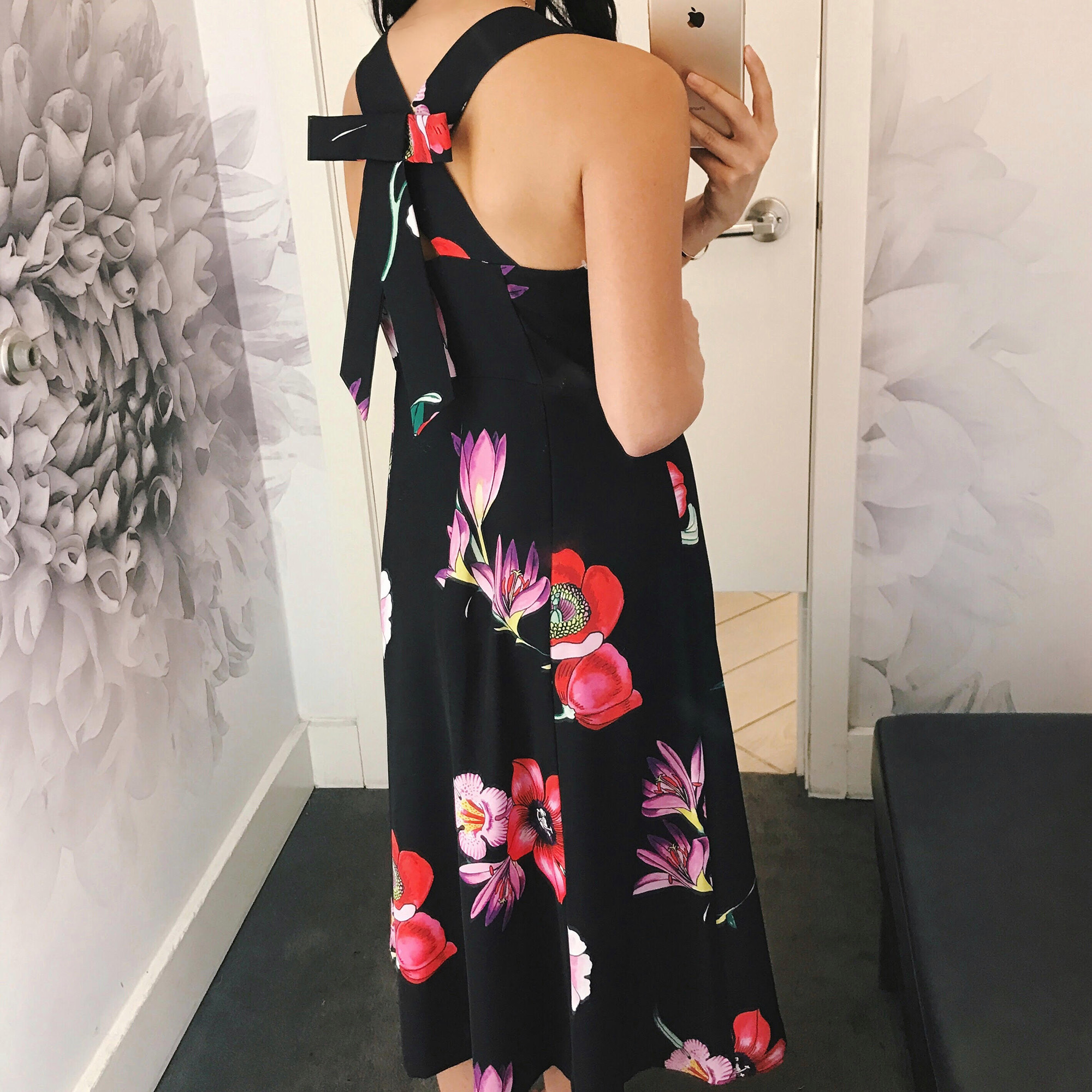 Skirt The Rules / Ann Taylor Fitting Room Review