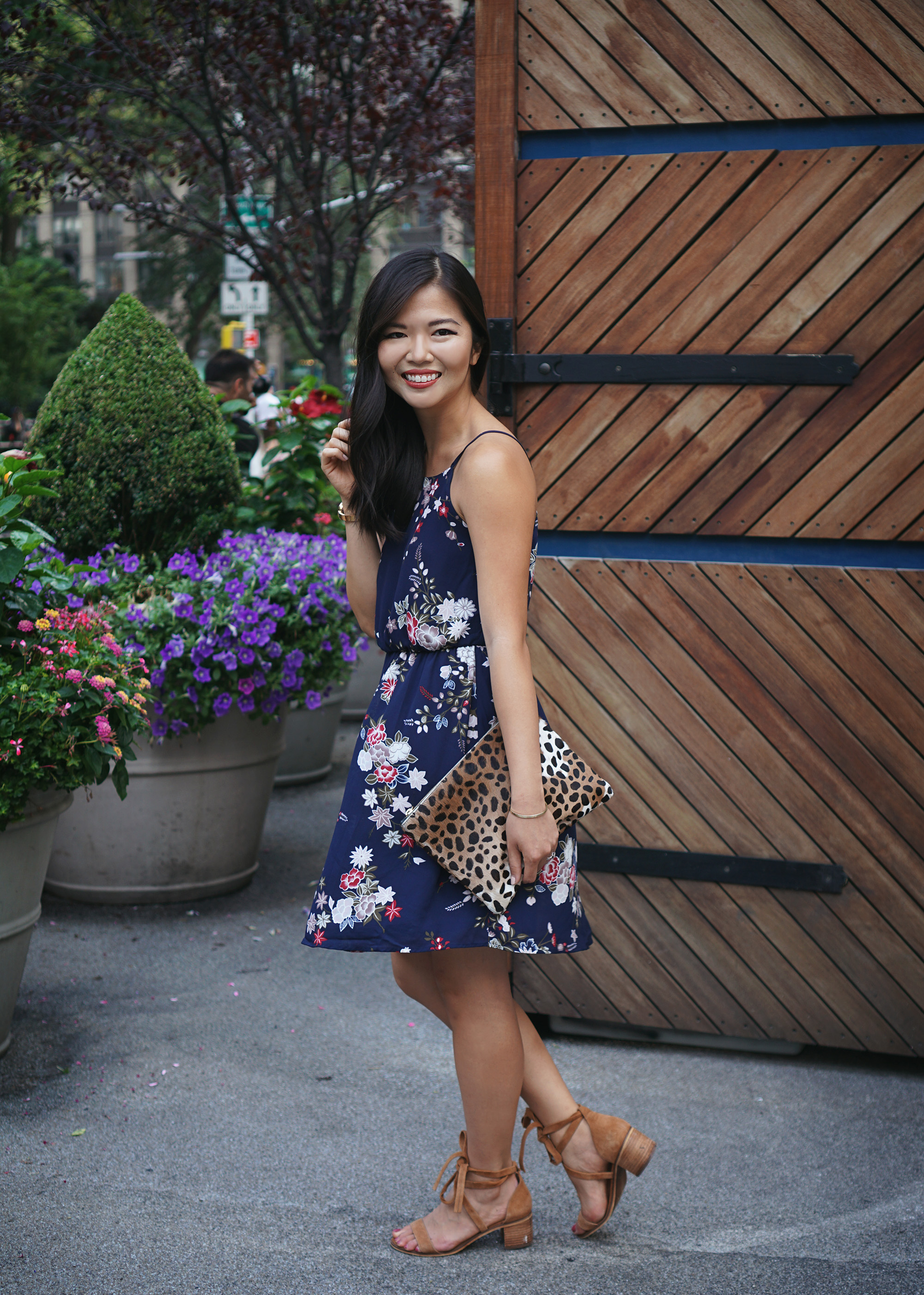 Skirt the Rules / Navy Floral Dress
