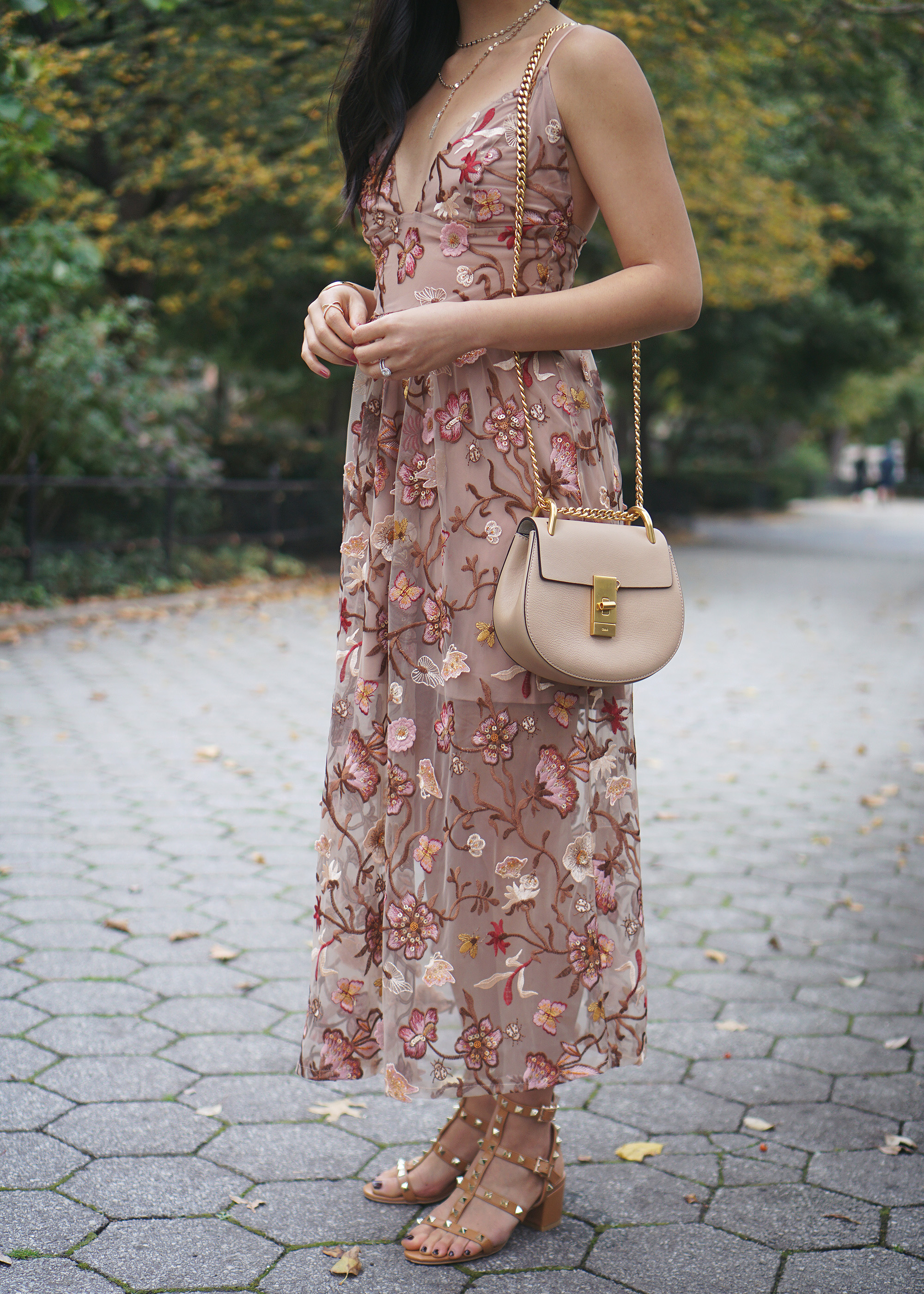 Wedding Guest Outfit Inspiration / Floral Mesh Midi Dress