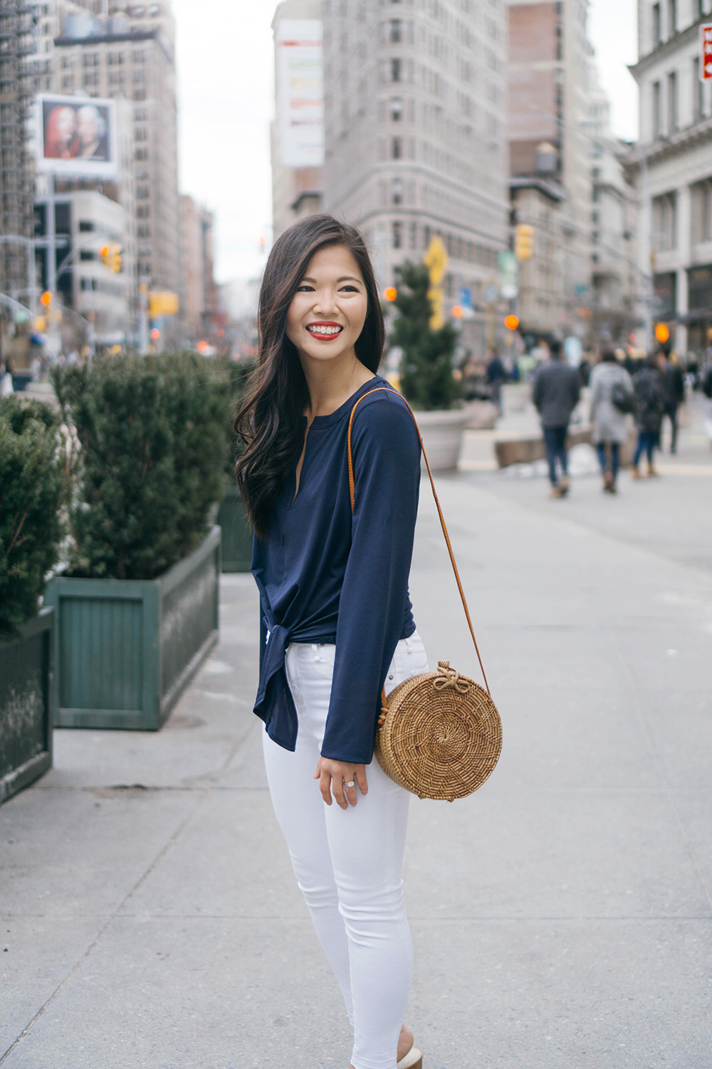 Casual Outfit Inspiration / Bell Sleeves & Straw Circle Bag