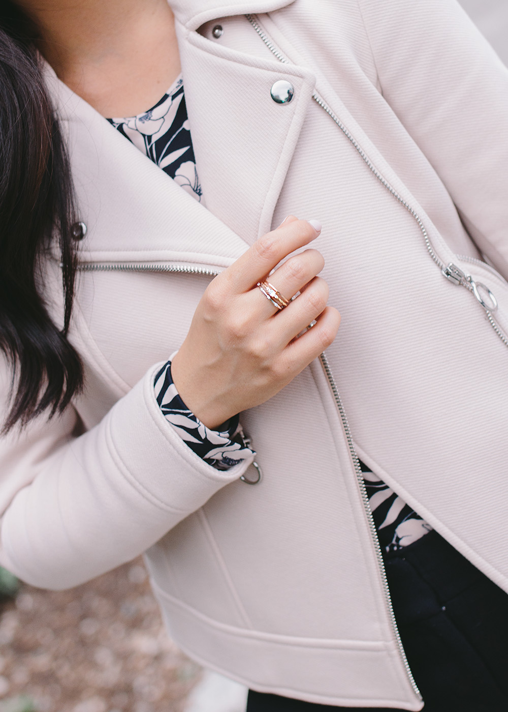 How to Wear Mixed Metal Jewelry
