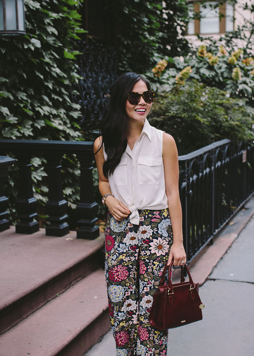 What to Wear to Work in September / Fall Floral Pants