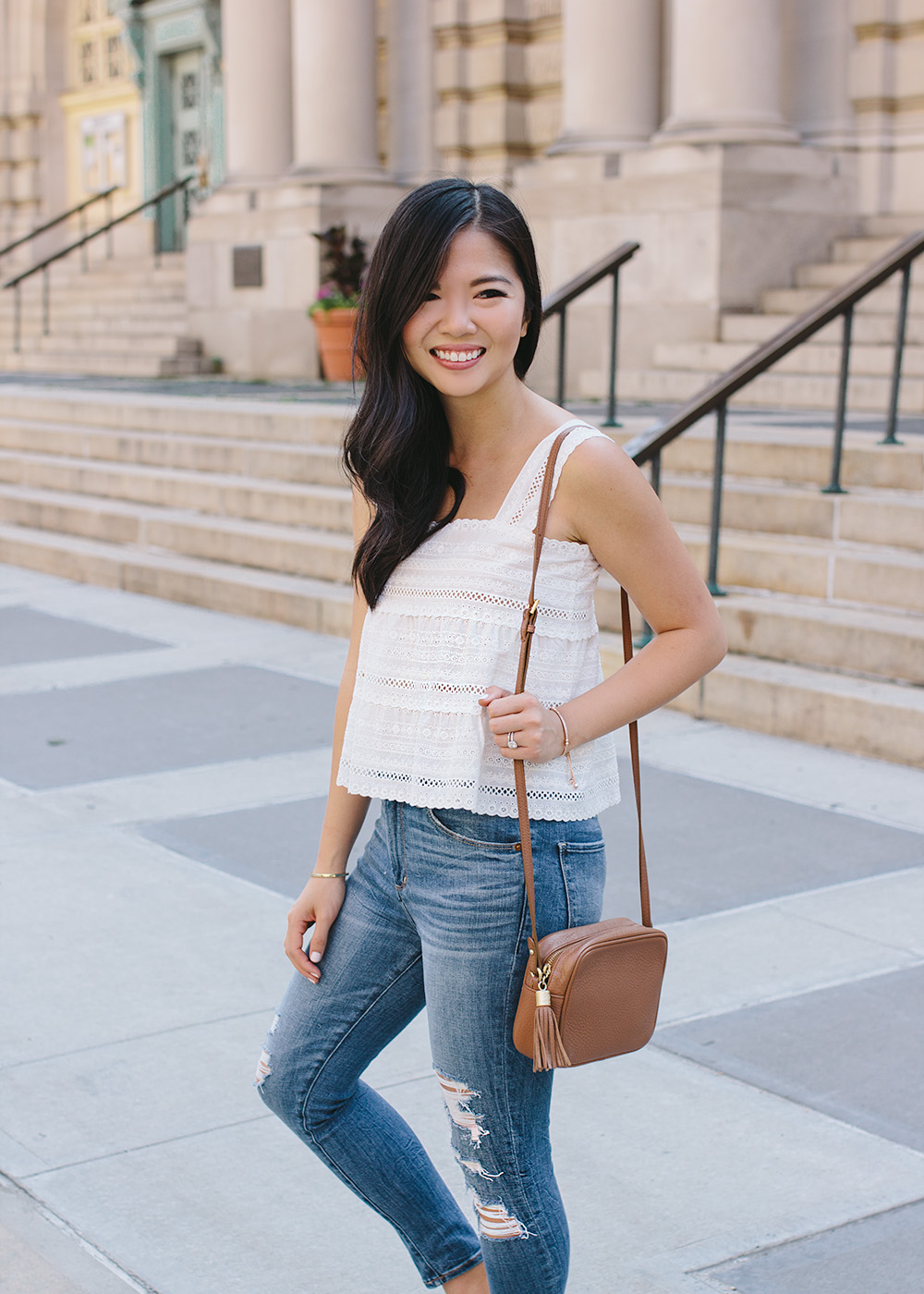 Summer Outfit Ideas / White Top & Skinny Jeans