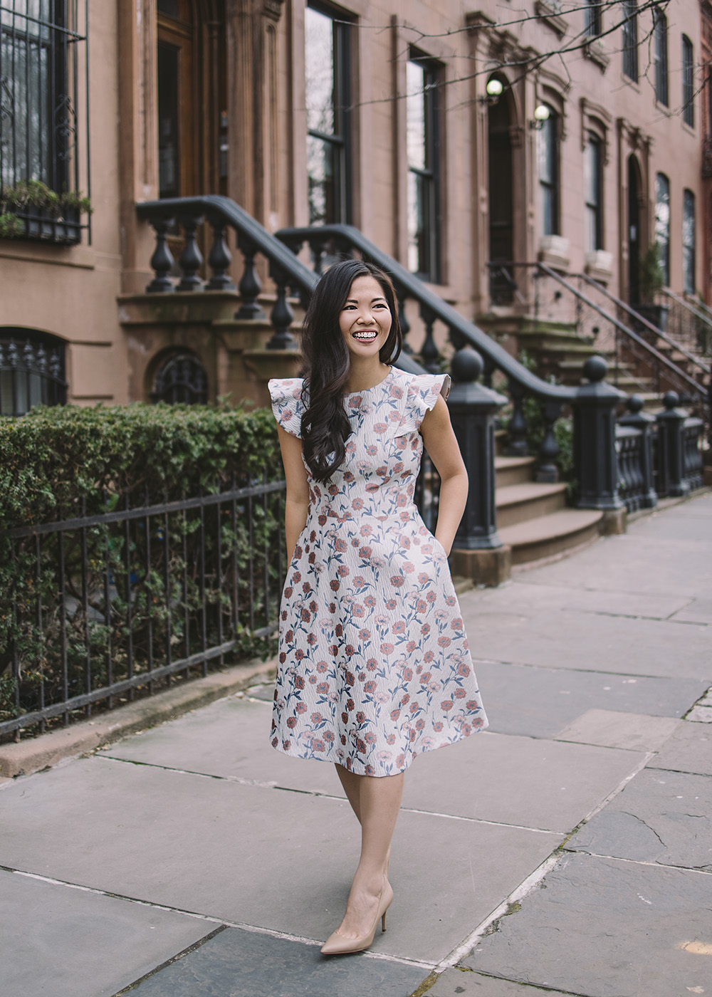 Spring Outfit Ideas / Floral Dress with Pockets & Ruffles