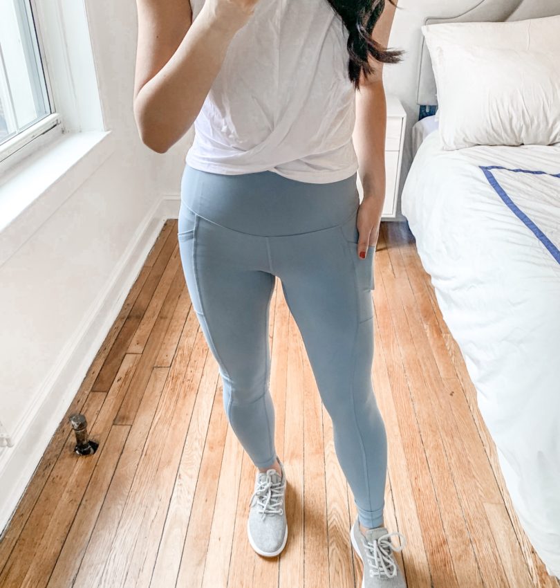 Workout Outfit / White Crop Top & Mint High Waisted Leggings