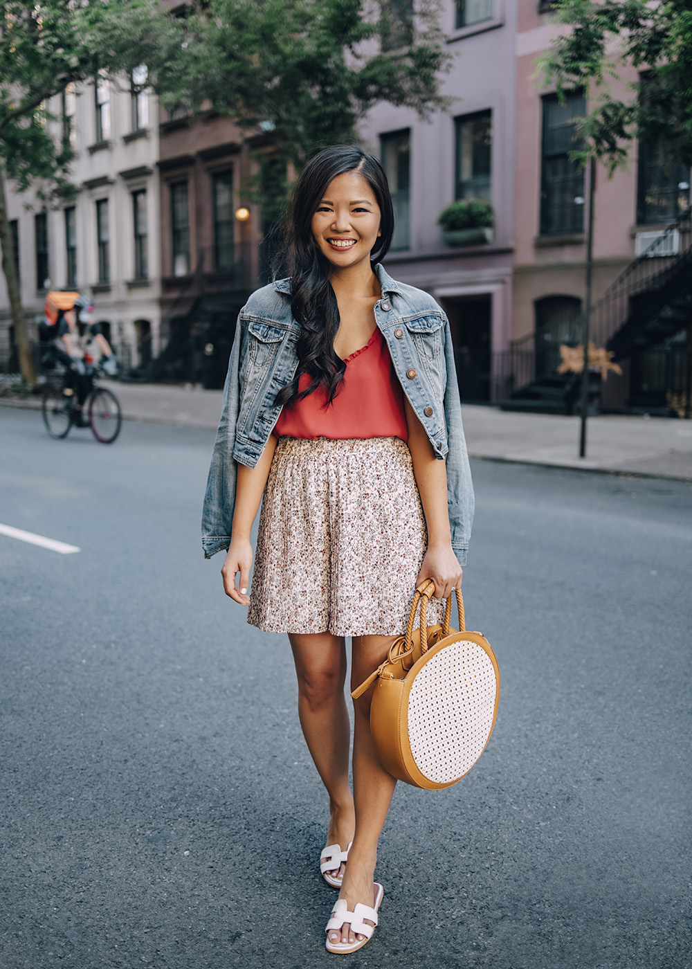 Casual Summer Outfit Ideas for Women: Denim Jacket & Floral Shorts