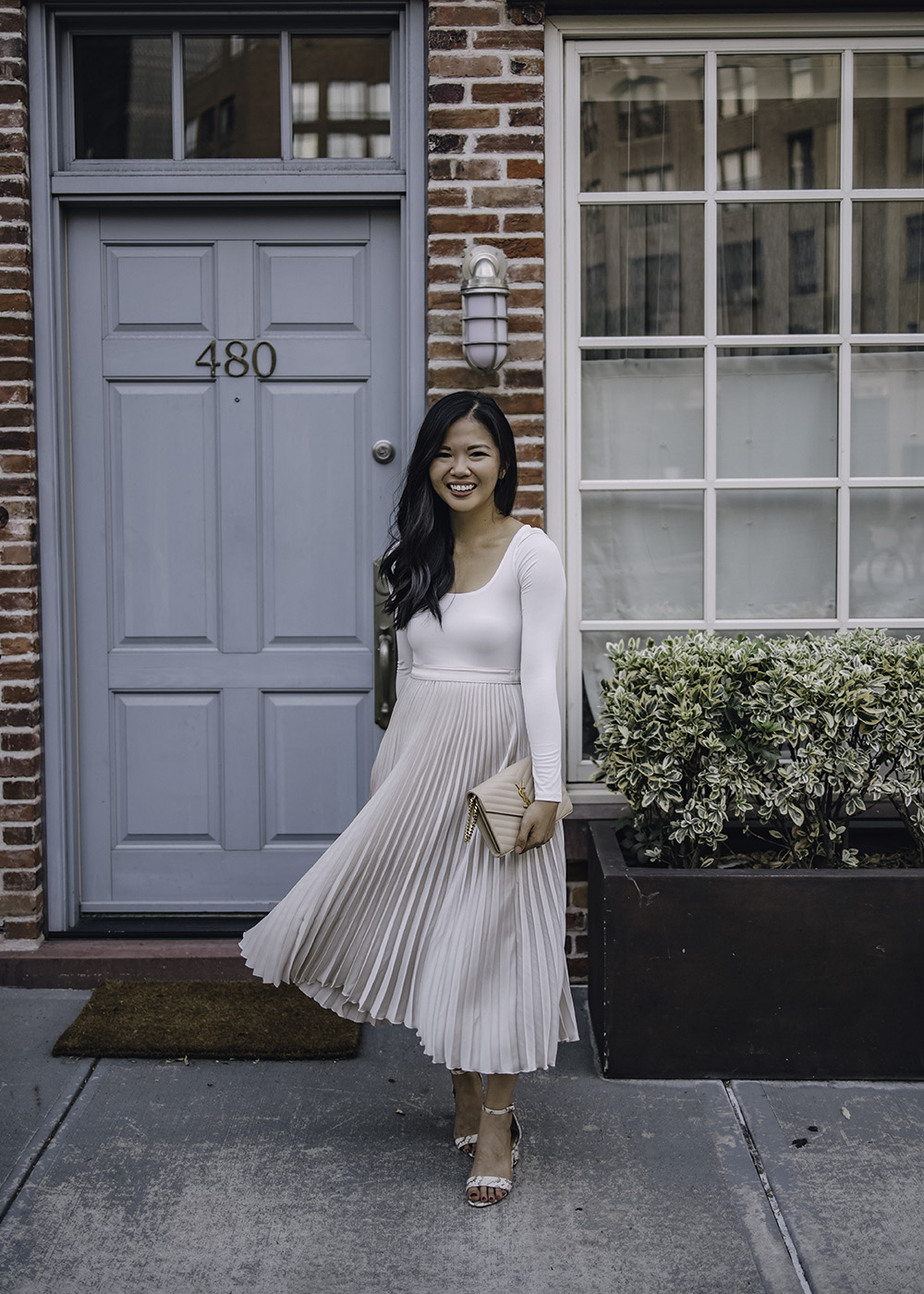 NSale: Neutral Feminine Outfit – Skirt The Rules
